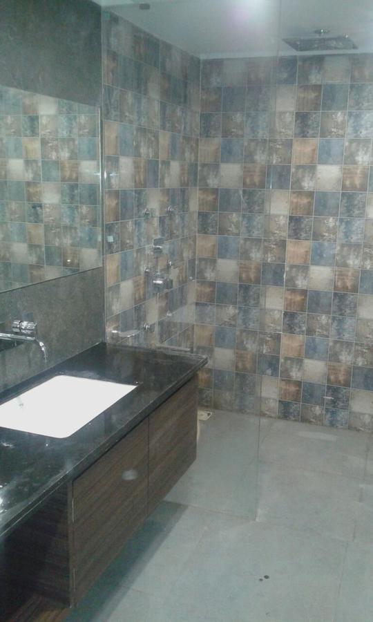 Hotel Comfort Bharuch Esterno foto