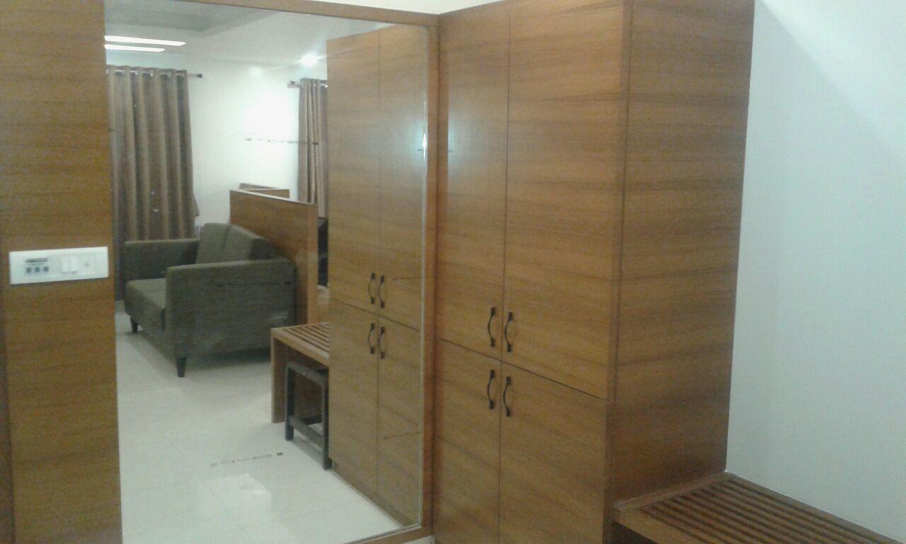 Hotel Comfort Bharuch Esterno foto