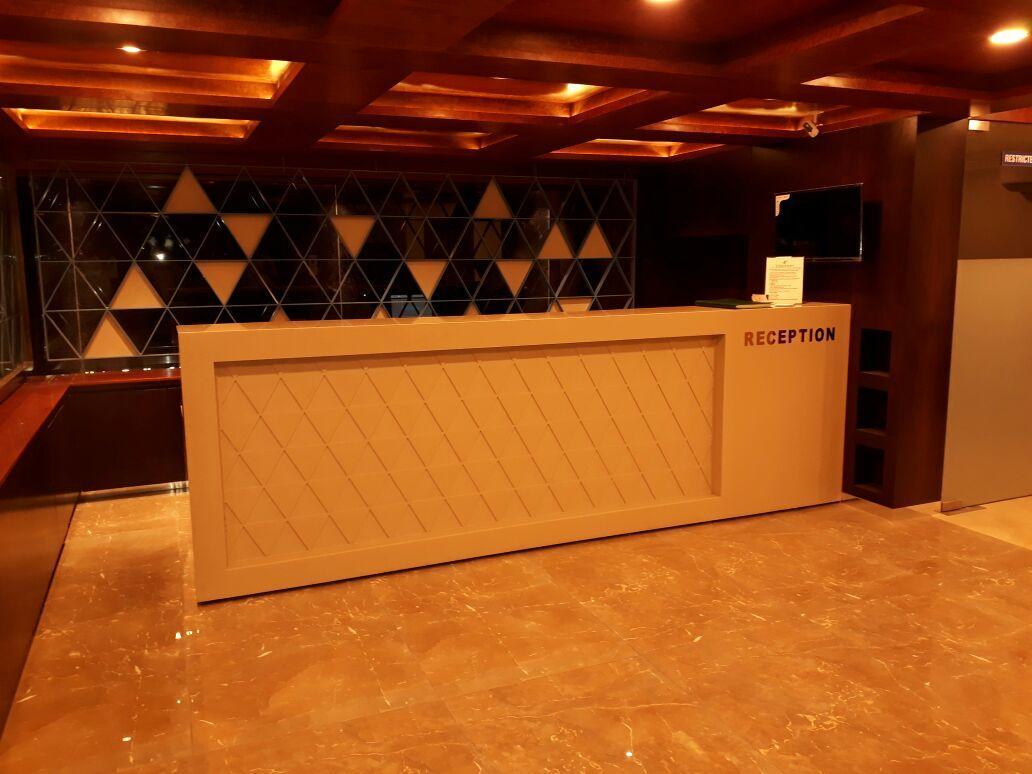 Hotel Comfort Bharuch Esterno foto